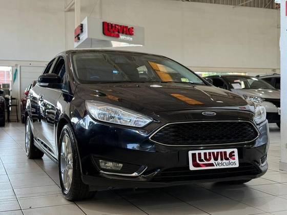 FORD FOCUS 2.0 SE PLUS 16V FLEX 4P POWERSHIFT
